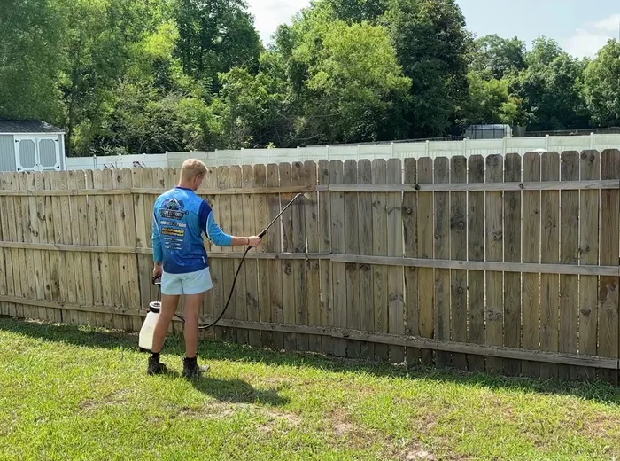 Deck and fence cleaning by T3 Pressure Cleaning